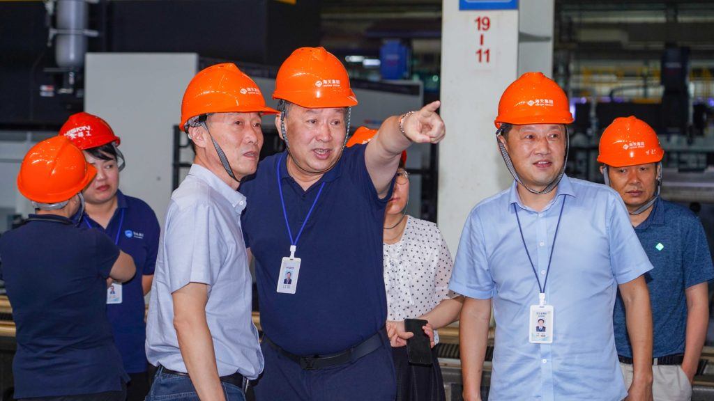 中国机床工具工业协会赴2121非凡精工考察调研 &#8211; 2121非凡